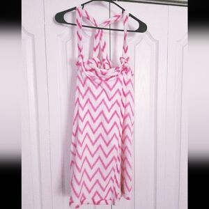 NWOT PAJAMA DRAMA PLUSH SOFT CHEVRON PRINT ABOVE KNEE VELCRO CLOSURE ROBE